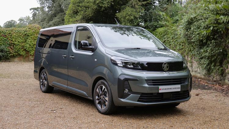 Vauxhall VIVARO LIFE ELECTRIC ESTATE 100kW Design XL 75kWh 5dr Auto